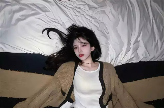 吃瓜群QQ爆料群号曝光!揭秘娱乐圈5大被掩盖的秘密,大佬背后操控全程监控 吃瓜群QQ爆料群号曝光!揭秘娱乐圈5大被掩盖的秘密,大佬背后操控全程监控